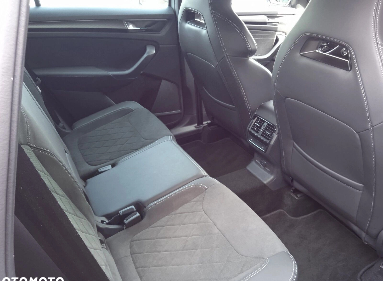 Skoda Kodiaq cena 164500 przebieg: 18607, rok produkcji 2023 z Gliwice małe 379